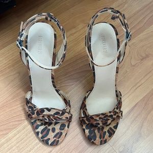 Leopard Print Size 7.5 Heels